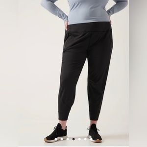 Athleta Rainier Jogger Black NWOT